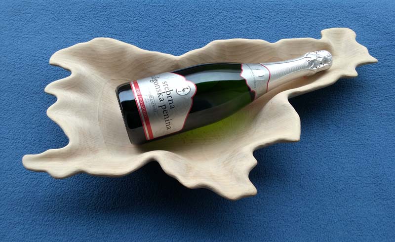 Slika 4 - posoda Slovenija 